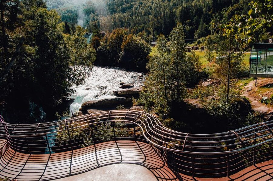From Ålesund: Trollstigen Sightseeing Village & Fjord Tour - Reaching the top of Trollstigen