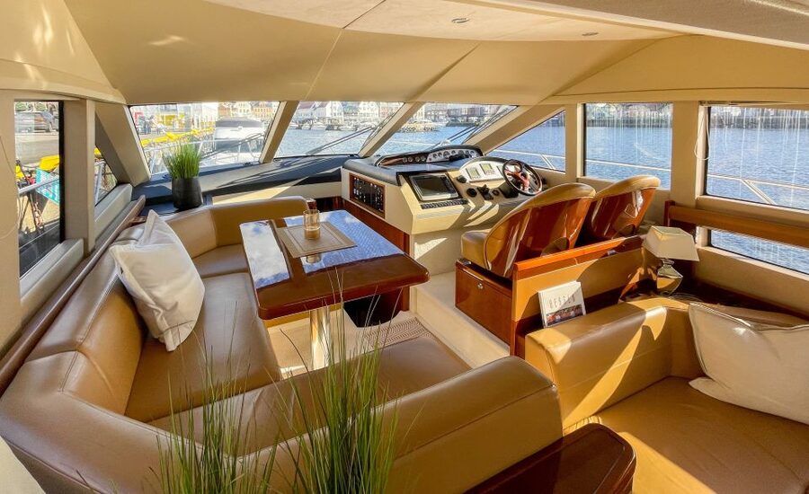 From Bergen: Modalen Private Fjord Cruise with Waterfalls - Free time in tiny Mo
