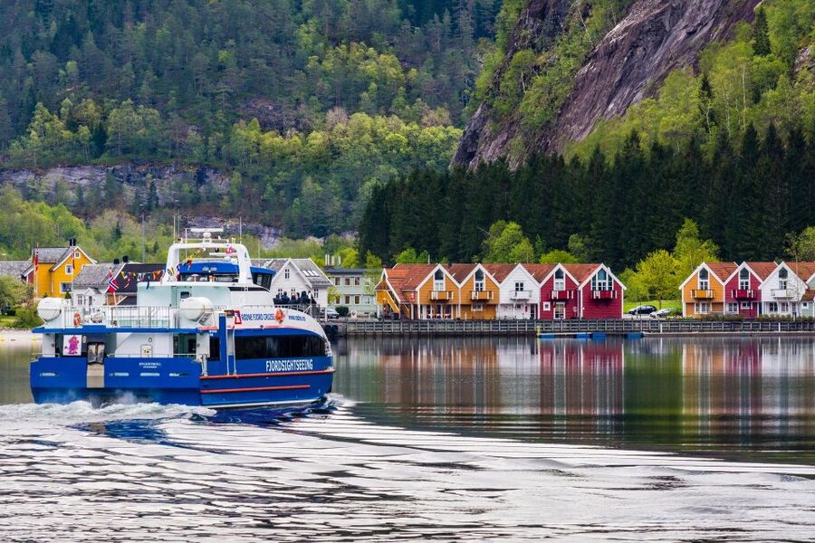 From Bergen: The Original Fjord Cruise to Mostraumen - Osterfjord: where the scenery grows steeper
