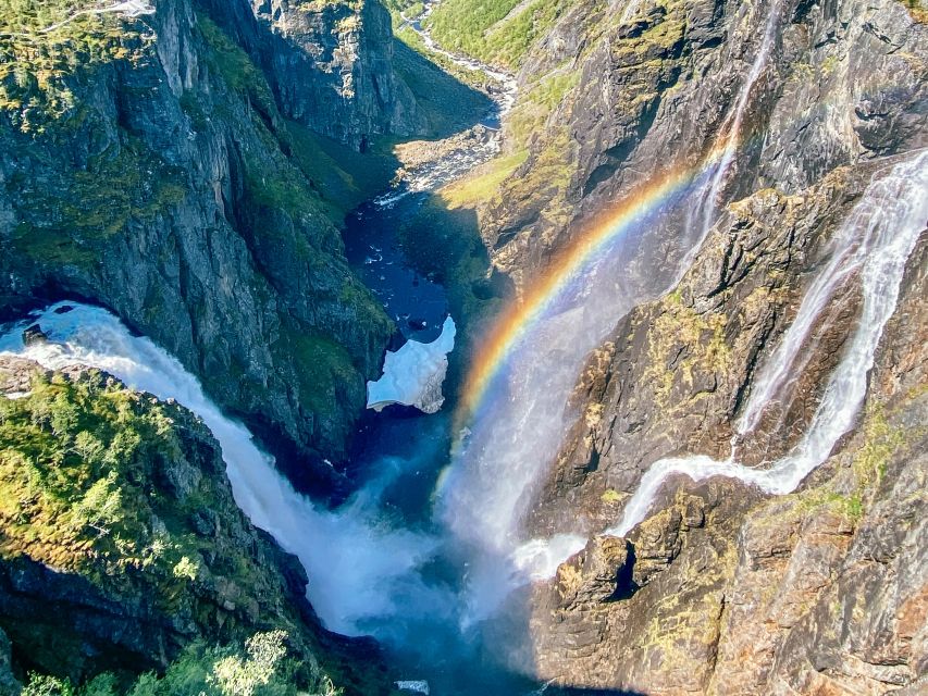 From Eidfjord: Vøringfossen Waterfall Nature Tour with Guide - Seventy minutes at Vøringfossen