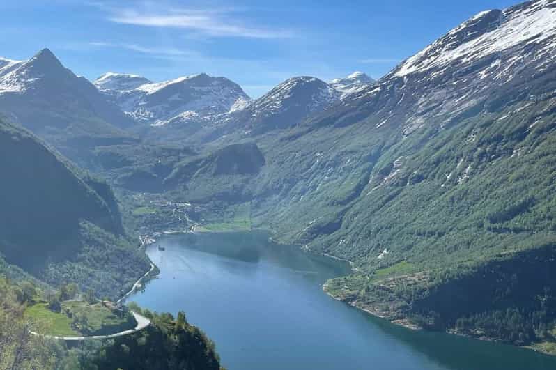 From Hellesylt: The Best of Geiranger Shore Excursion - Who should book this excursion?