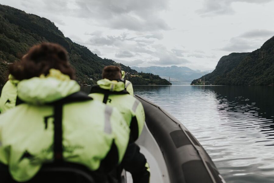 From Norheimsund: Hardangerfjord & Fyksesund RIB Fjord Tour - Getting Ready in Norheimsund