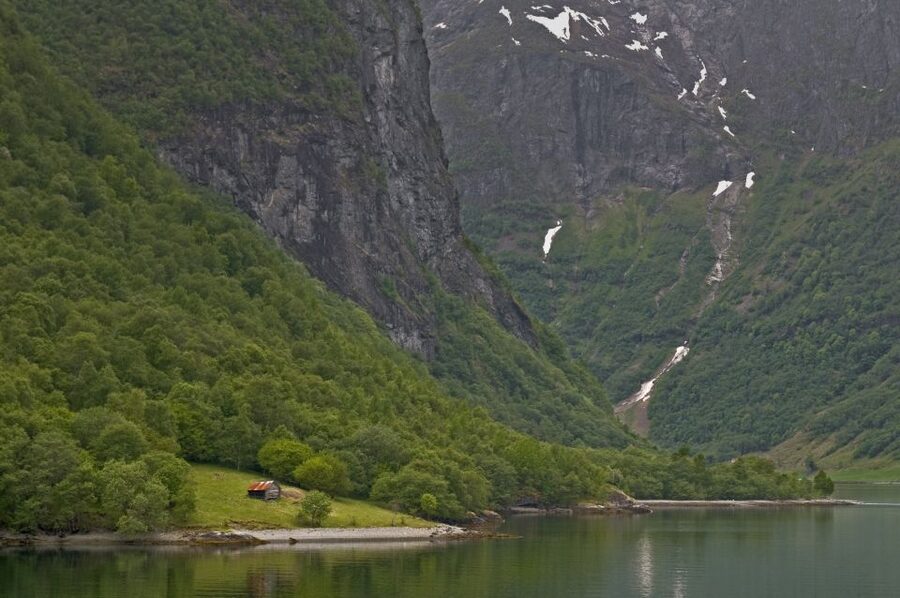 From Oslo: Private Round-Trip Tour to Sognefjord via Flåm - Geilo to Myrdal on the Bergen Railway