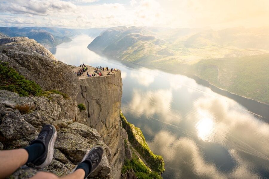From Stavanger: Pulpit Rock Guided Hike with Pickup - Why this guided Pulpit Rock hike works well
