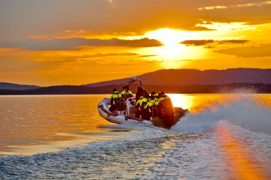 From Stavanger: RIB Tour to Lysefjord - The first 30 minutes: leaving Stavanger at speed