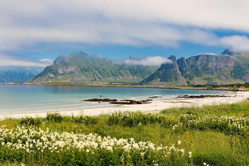 From Svolvaer: 2- Day Lofoten Highlights Photo Tour - Why two days works better than a quick Lofoten drive