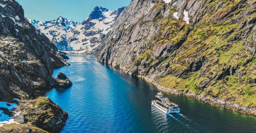 From Svolvær: Lofoten Islands Silent Trollfjord Cruise - Key points to know before you book