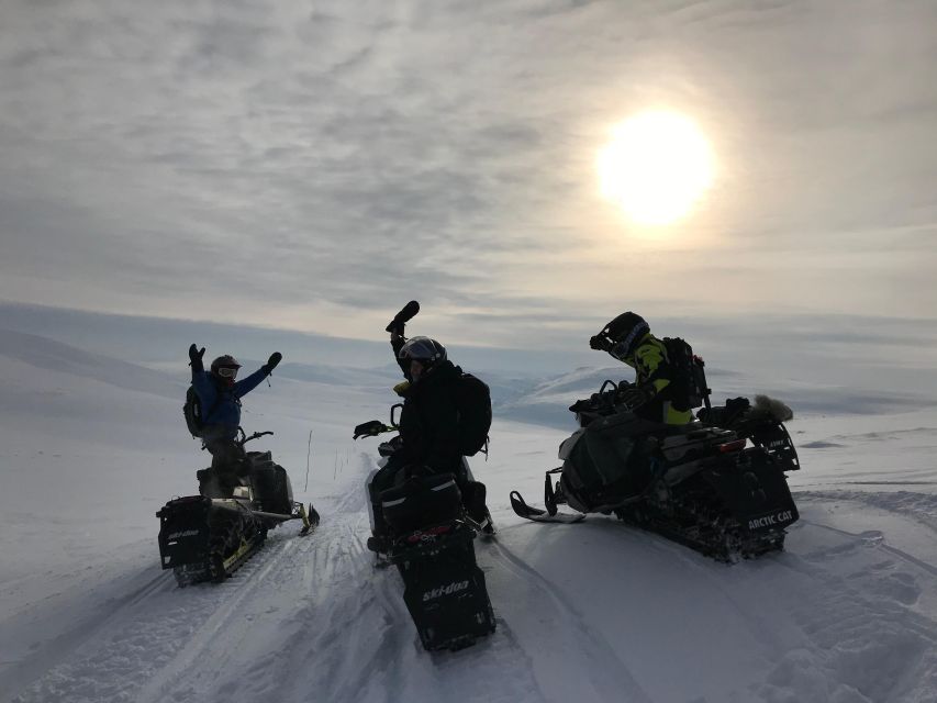 From Tromso: Arctic Wilderness Snowmobile Daytime Tour - Sharing one snowmobile with your partner