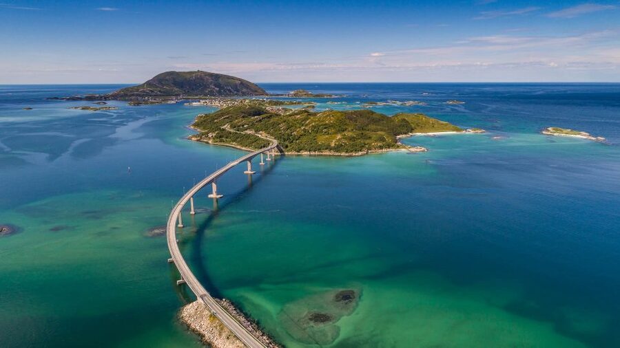 From Tromsø: Arctic Wildlife & Fjord Sightseeing Tour by Car - Key points to know before booking