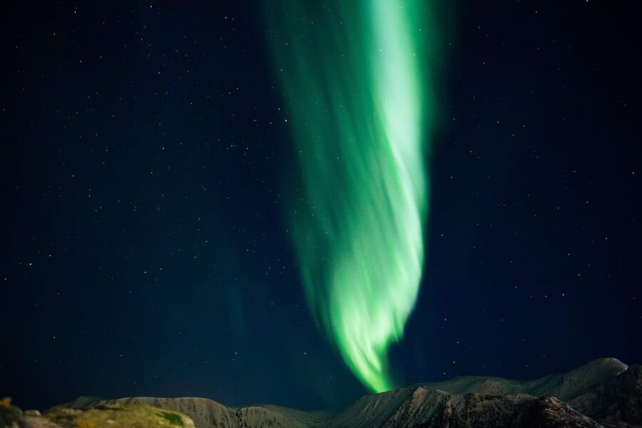 From Tromsø: Aurora Snowshoe Hike - Guides who add more than directions