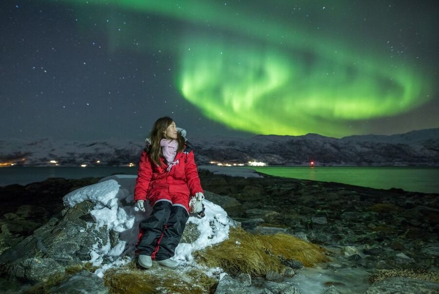 From Tromsø: Northern Lights Tour - When the route reaches Finland