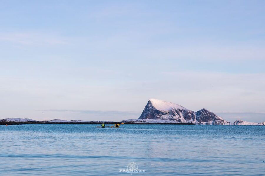 From Tromsø: Senja and Kvaløya Arctic Day Trip with Lunch - A homemade picnic beside the sea