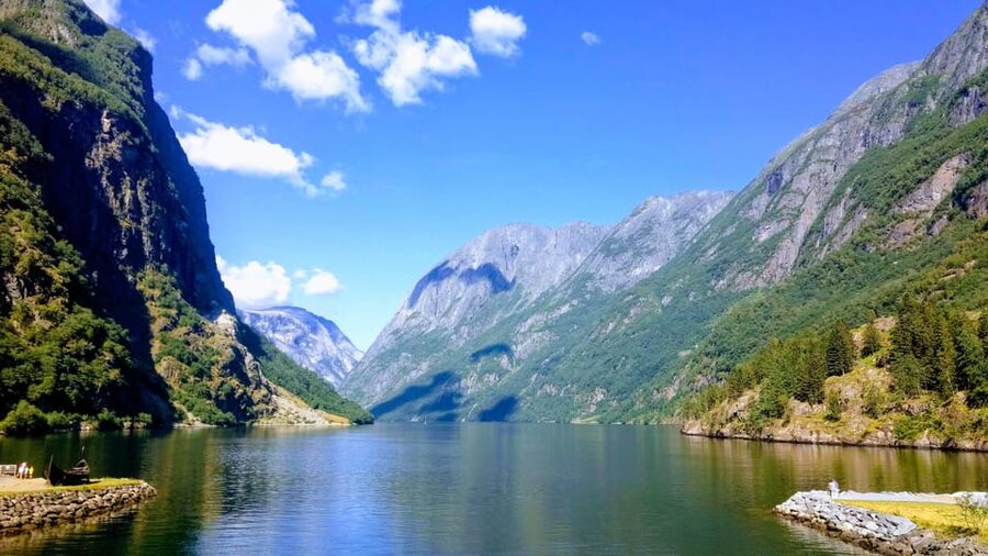 Full day private tour to Flåm - Gudvangen, an old meeting place by the fjord