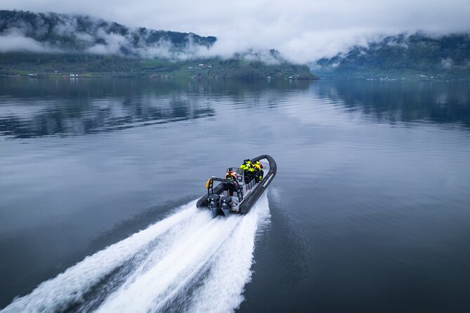 Fyksesund majestic RIB Adventure from Øystese - What the small RIB format feels like
