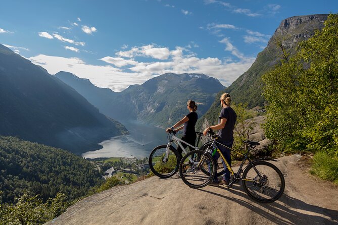 Geiranger: Excursions.no Geiranger Highlights - What the Ride Feels Like