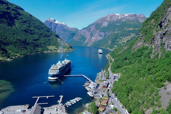Geiranger: Excursions.no Geiranger Highlights - Audio Commentary, Not a Live Guide