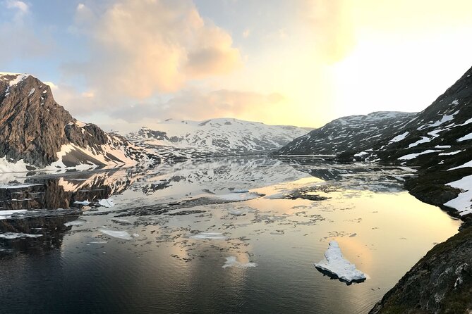 Geiranger: Excursions.no Mount Dalsnibba & Eagle's Bend - The small-group label needs a closer look