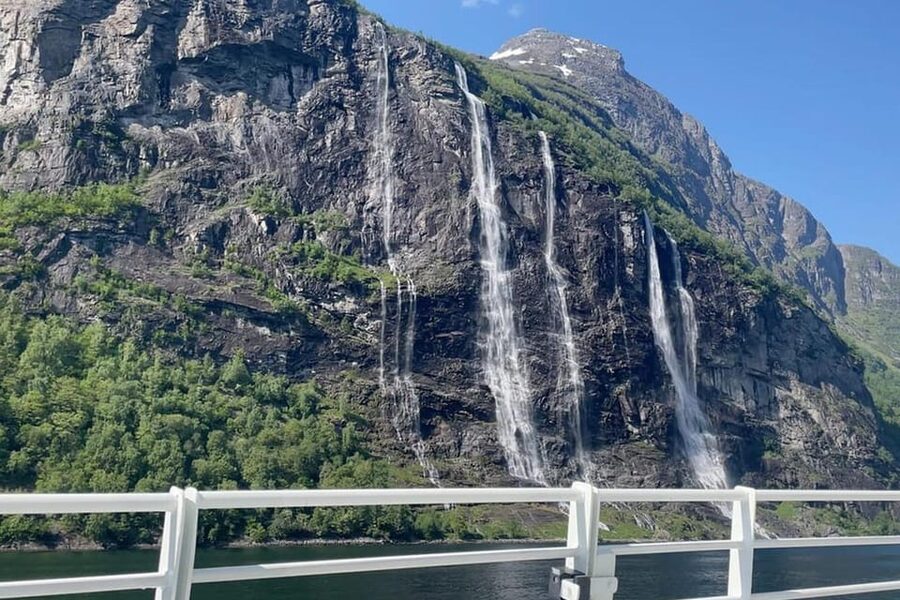 Geiranger Fjord Boat Tour with Waterfall Tasting - A fast way to see Geiranger Fjord