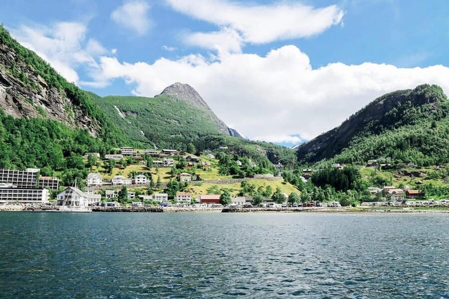 Geiranger Fjord Boat Tour with Waterfall Tasting - Finding MS Keiser Wilhelm at Geiranger’s speedboat terminal