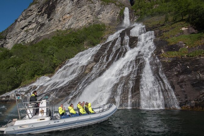 Geiranger: RIB Fjordsafari Geirangefjord - Guiding quality can make or break a short tour