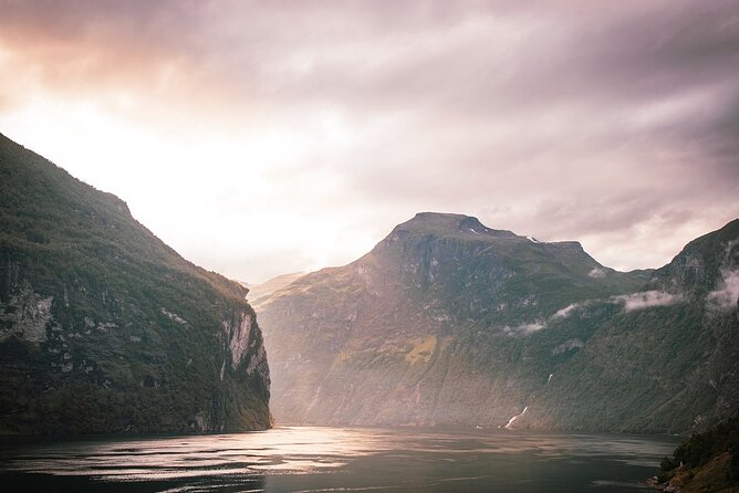 Guided Boat Tour in Geiranger - Meeting point and timing details that matter