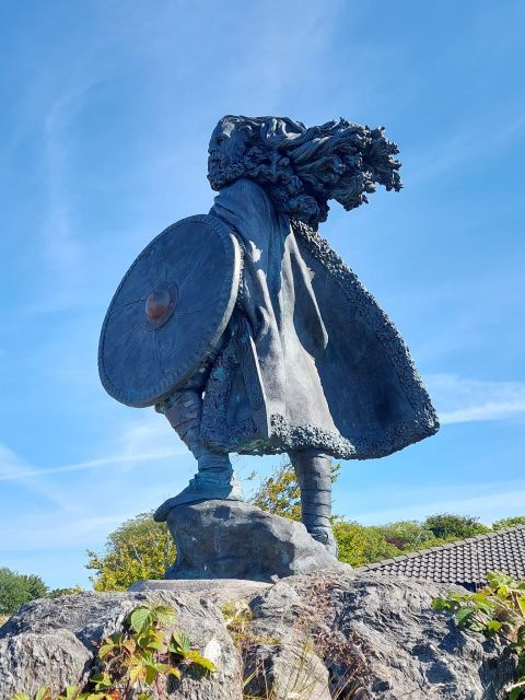 Guided E-Bike Tour in Haugesund: city, vikings, Rising Tides - Haugesund centre and the Town Hall