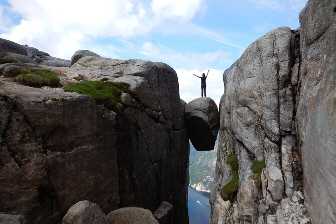 Guided hike to Kjerag and Kjeragbolten - How the guide changes the day