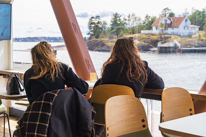 Guided Sightseeing Cruise on Oslofjord by Premium Silent Boat - Nesodden bathing houses and summer homes