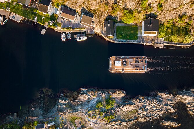 Guided Sightseeing Cruise on Oslofjord by Premium Silent Boat - Inside comfort, outside views, and onboard extras