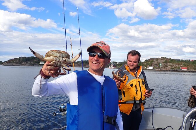 Half Day Fishing and Outdoor Cooking in Bergen - Crab traps, seaweed, and small shrimp