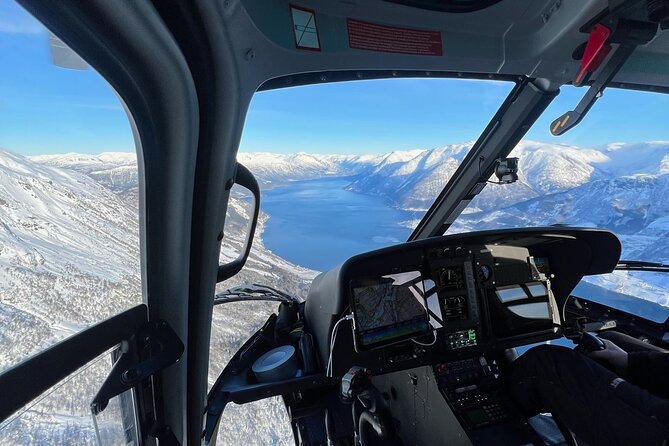 Helicopter Over Trolltunga and Waterfall Sightseeing from Bergen - The helicopter flight over Folgefonna and Trolltunga