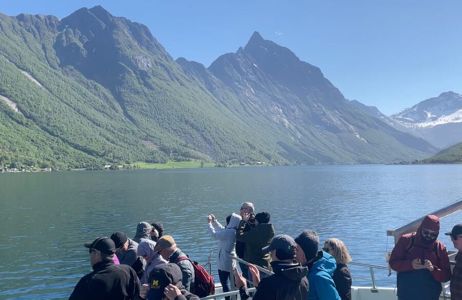 Hjørundfjord Fjord Cruise roundtrip from Ålesund - The return voyage to Ålesund