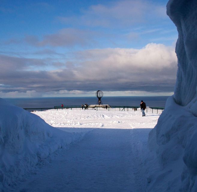 Honningsvåg: North Cape Winter Excursion with Entry Ticket - Inside the North Cape Hall