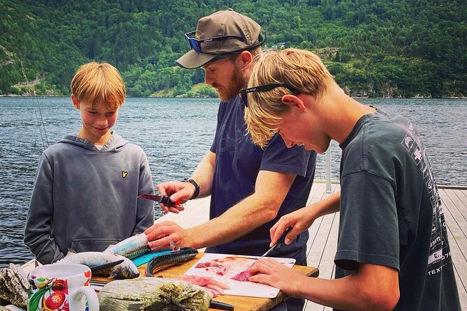 Inshore fishing in the Drangefjord - Learning local methods instead of just casting