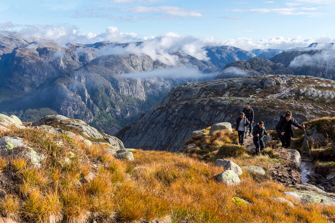 Kjerag Low-Season Hike + Packed Lunch - The return hike and the long ride home