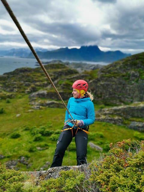 Lofoten: Full Day Combo tour, (kayaking and rappelling) - What to pack for comfort
