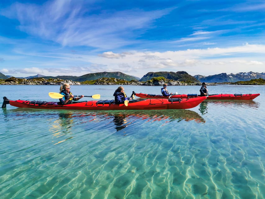 Lofoten: Full Day Combo tour, (kayaking and rappelling) - The short hike to the mountain view