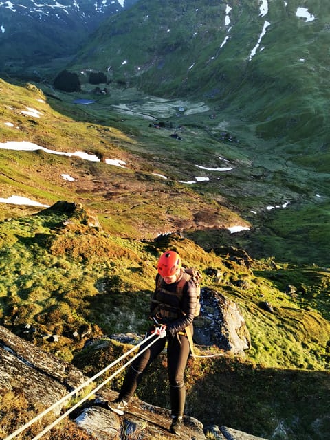 Lofoten: Full Day Combo tour, (kayaking and rappelling) - Paddling back with a different view