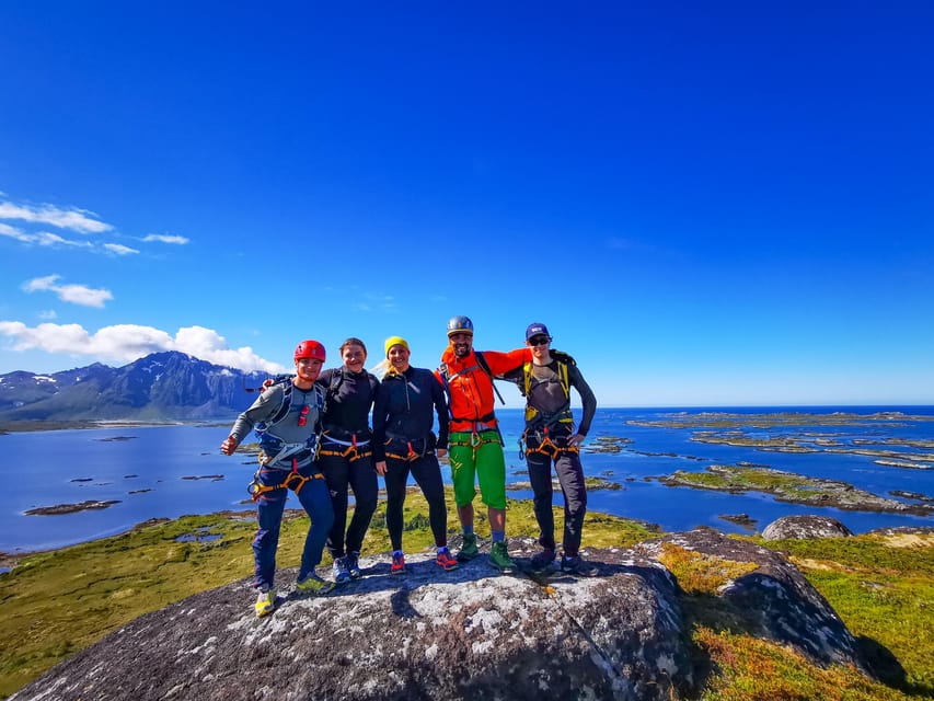 Lofoten: Full Day Combo tour, (kayaking and rappelling) - Who will enjoy the six-hour format
