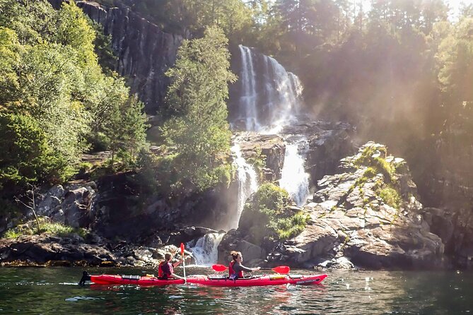 Lysefjord Kayak Safari - Fossånå Fossen and the 45-Minute Lunch Stop