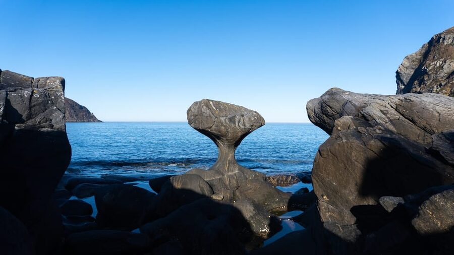 Måløy: Electric Minibus Tour to Kannesteinen - Key points to know before booking
