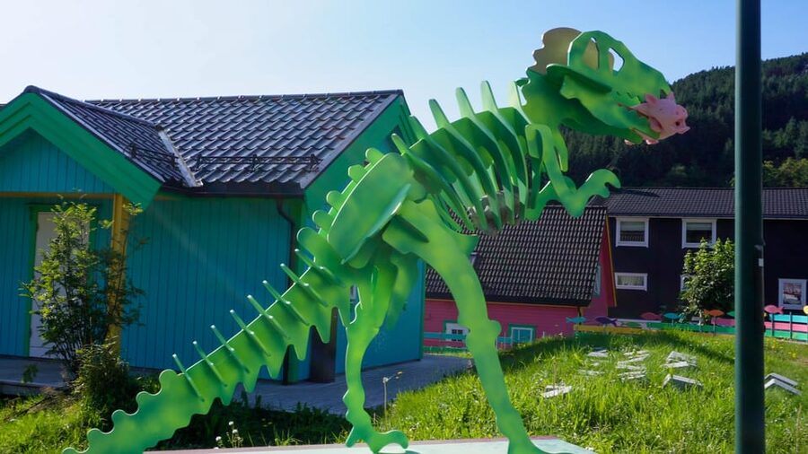 Måløy: Electric Minibus Tour to Kannesteinen - Torskangerpollen and the memory of cod fishing