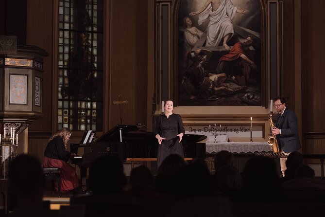Midnight Concert in Tromsø Cathedral - Timing your evening around a 23:00 start