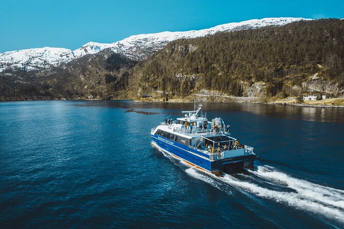 Mostraumen Fjord Cruise - Reaching the Mostraumen strait