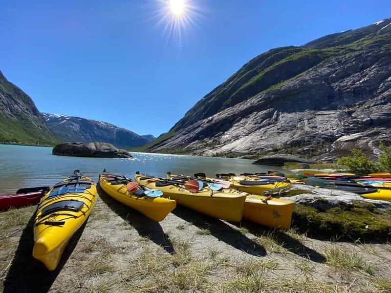 Nigards: Kayaking and Glacier Hike - The first paddle across the glacial lake