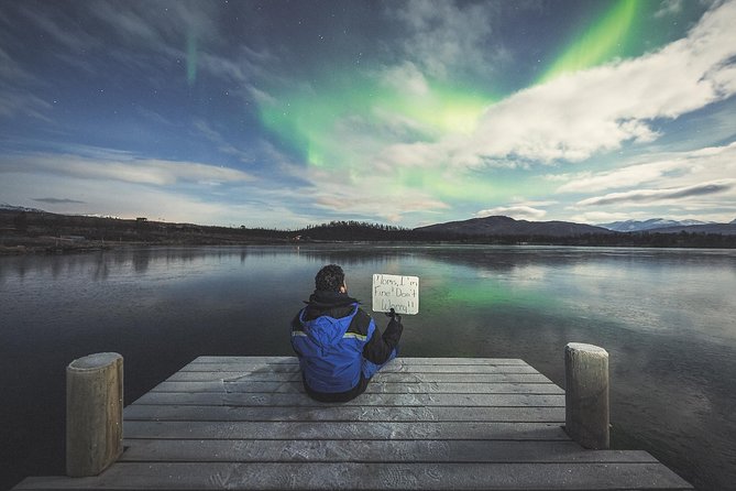 Northern Lights Adventure with Greenlander, 8 people max - What happens when the aurora appears