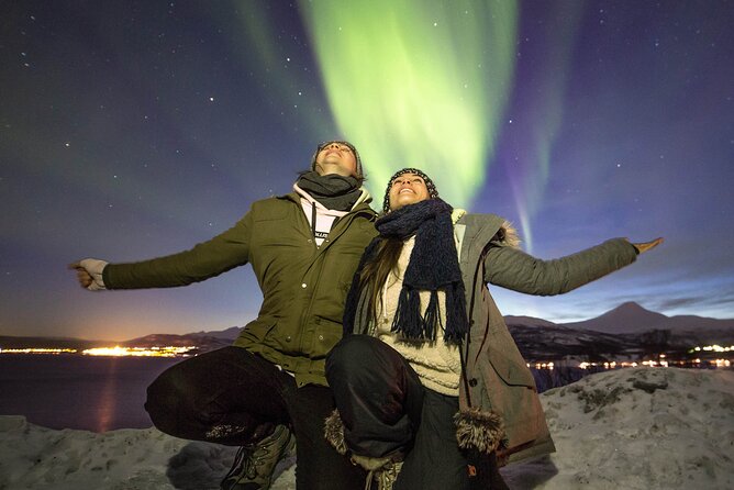 Northern Lights Chase with Photography from Tromsø - Hot drinks, cold weather, and the bus rules