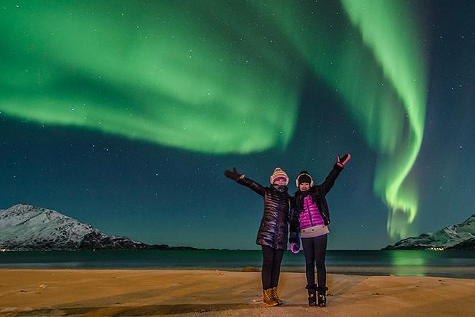 Northern Lights Chase with Photography from Tromsø - The waiting game, from 20 minutes outside to six hours on the road