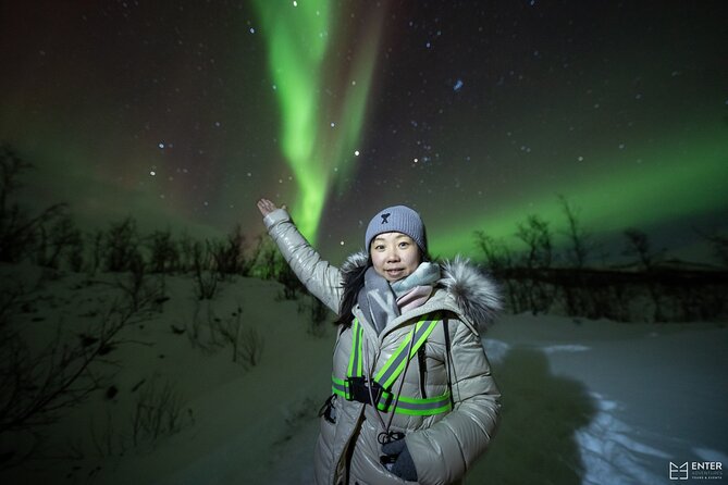 Northern Lights Guided Bus Tour with Free Photos - Who will get the most from this tour