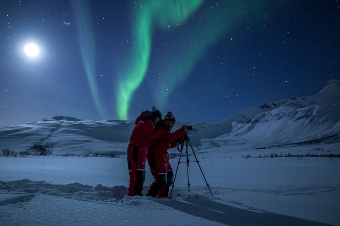 Northern Lights Tour from Tromsø - Sausages, lompe, and hot chocolate